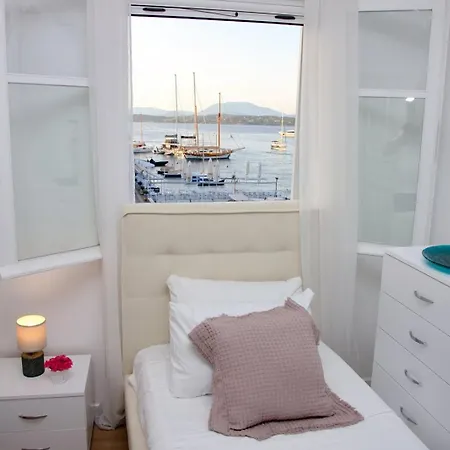 Villa Aroura Maisonette 4br *