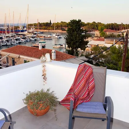 Aroura Maisonette 4br * Spetses Town
